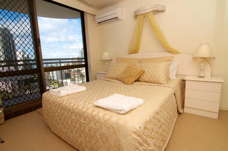 Silverton Apartment Resort Surfers Paradise Голд-Кост Экстерьер фото
